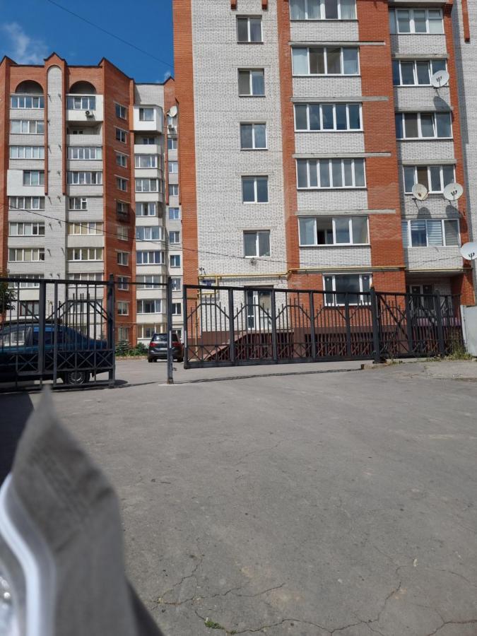 Світло Цілодобово Просторі Апартаменти Біля Гідропарку Топільче Ternopil Dış mekan fotoğraf